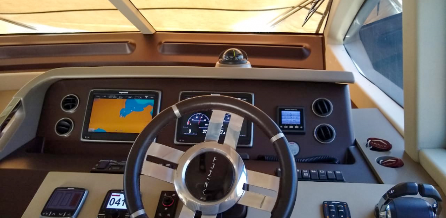Aluguel-de-AZIMUT-560-FREEDOM-XX-GUARUJA-12