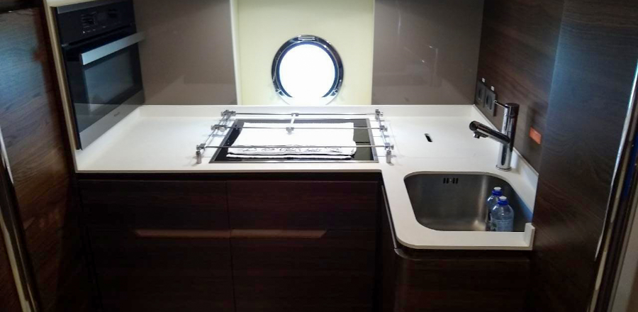 Aluguel-de-AZIMUT-560-FREEDOM-XX-GUARUJA-8