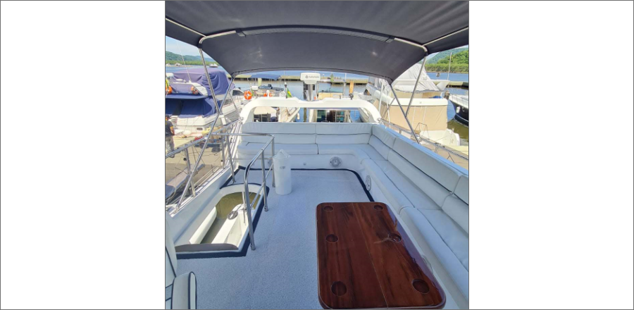 Aluguel-de-Lancha-em-Ilhabela-DM-60-18 (1)