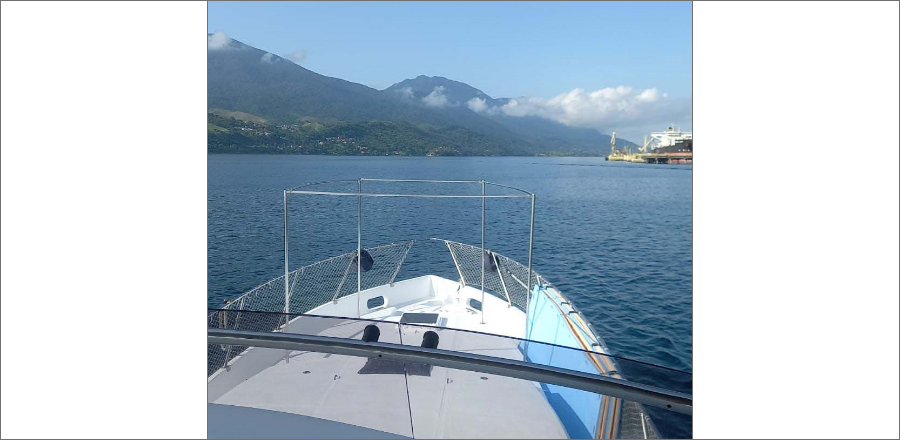 Aluguel-de-Lancha-em-Ilhabela-DM-60-20 (1)
