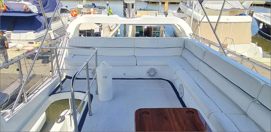 Aluguel-de-Lancha-em-Ilhabela-DM-60-5