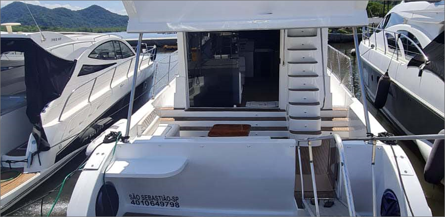 Aluguel-de-Lancha-em-Ilhabela-DM-60-9 (1)