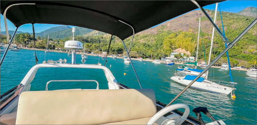 Aluguel-de-Lancha-em-Ilhabela-Oceanic-36-Elegance-4