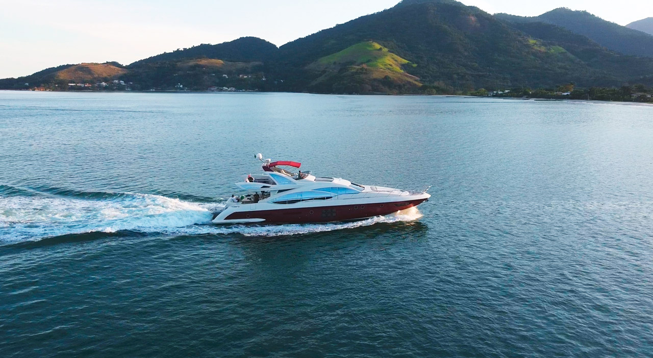 Aluguel-de-Lancha-em-Mangaratiba-Azimut-72s-2