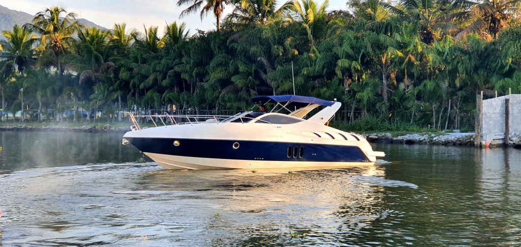 Aluguel-de-lancha-phantom-360-em-Ilhabela-e-São-Sebastião-002